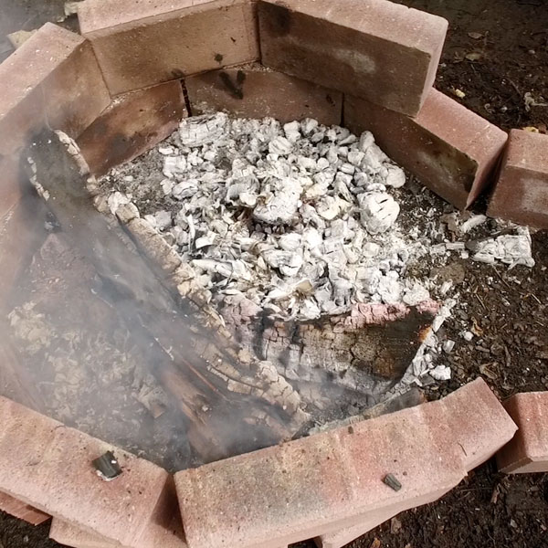 How To Build A Keyhole Fire 50 Campfires, Keyhole Fire Pit