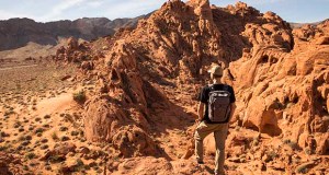 Hiking in Valley of Fire State Park in Nevada